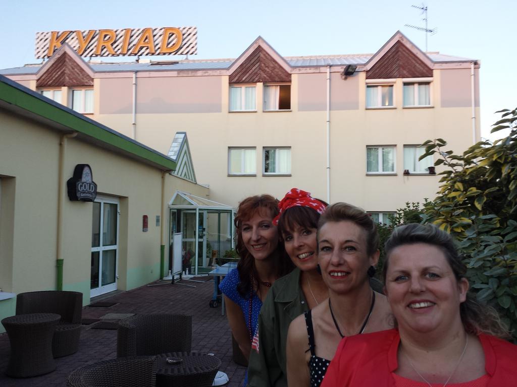 Contact Hotel Utah Beach Carentan - Anciennement Kyriad Exteriör bild