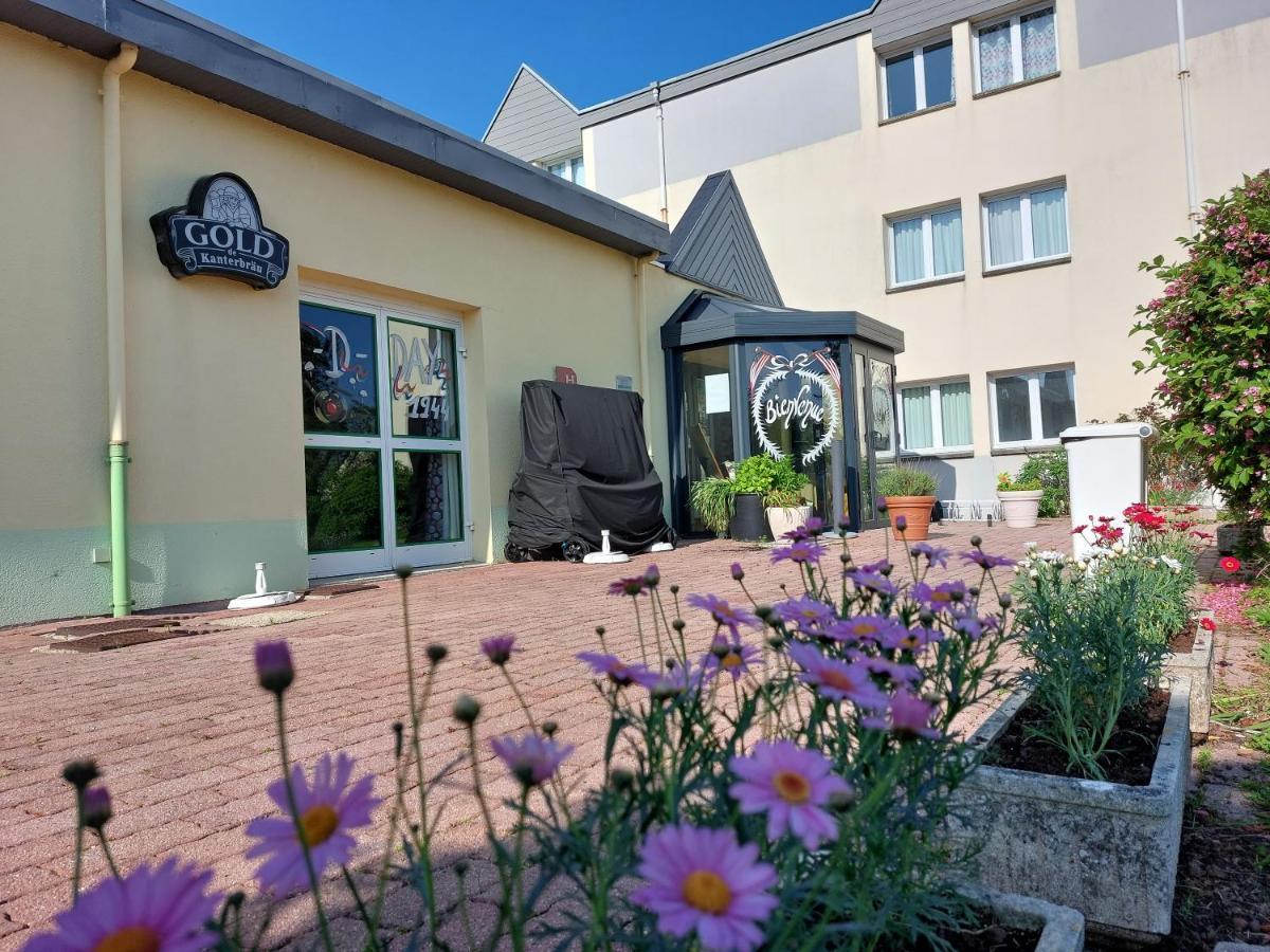 Contact Hotel Utah Beach Carentan - Anciennement Kyriad Exteriör bild